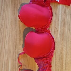 Wacoal Embrace Lace underwire bra